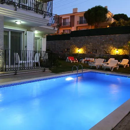 Frühstückspension Kandira Butik 4*