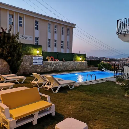 B&B Kandira Butik Çeşme