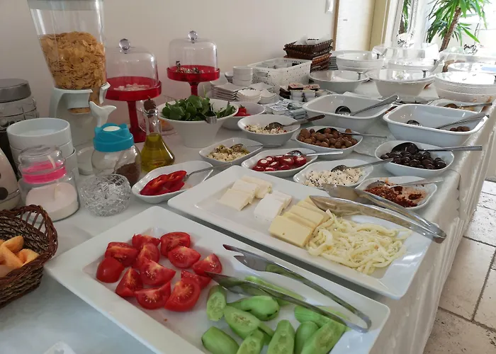 Kandira Butik Bed & Breakfast Çeşme