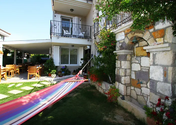 Kandira Butik Bed & Breakfast Çeşme