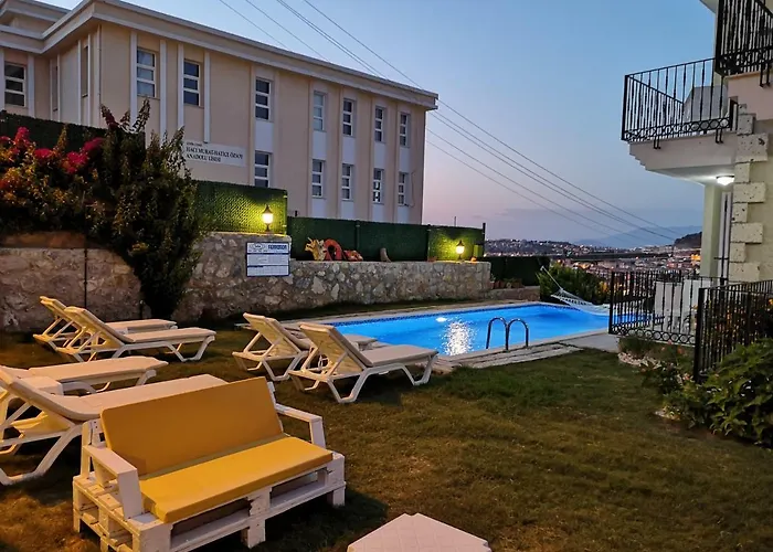 Bed & Breakfast Kandira Butik Çeşme