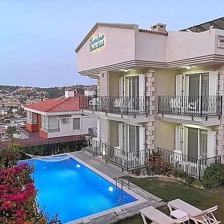 فندق مبيت وإفطار Kandira Butik 4*