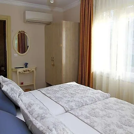 Kandira Butik Çeşme