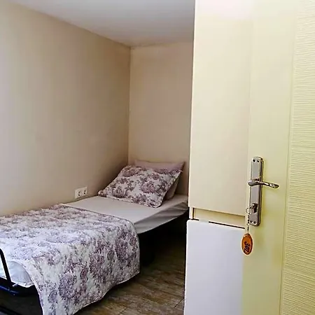 Kandira Butik 4* Çeşme