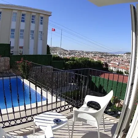 Bed & Breakfast Kandira Butik 4*